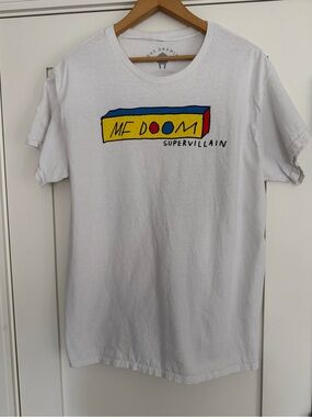 MF DOOM Supervillain Graphic White  T-Shirt Men’s Size Large